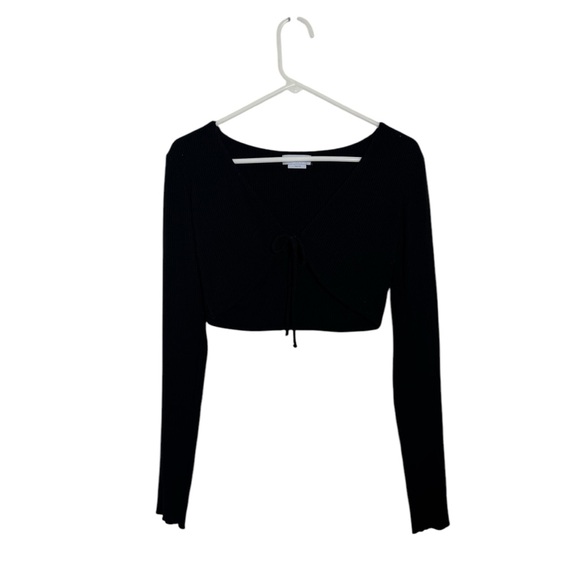 Lovers & Friends Black Edge Front Tie Ridded Knit Cropped Cardigan Size Small - Picture 6 of 8
